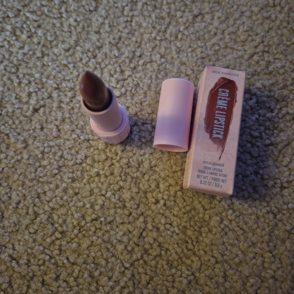 Kylie Cosmetics Other - Kylie Cosmetics Creme Lipstick 115 In My Bag